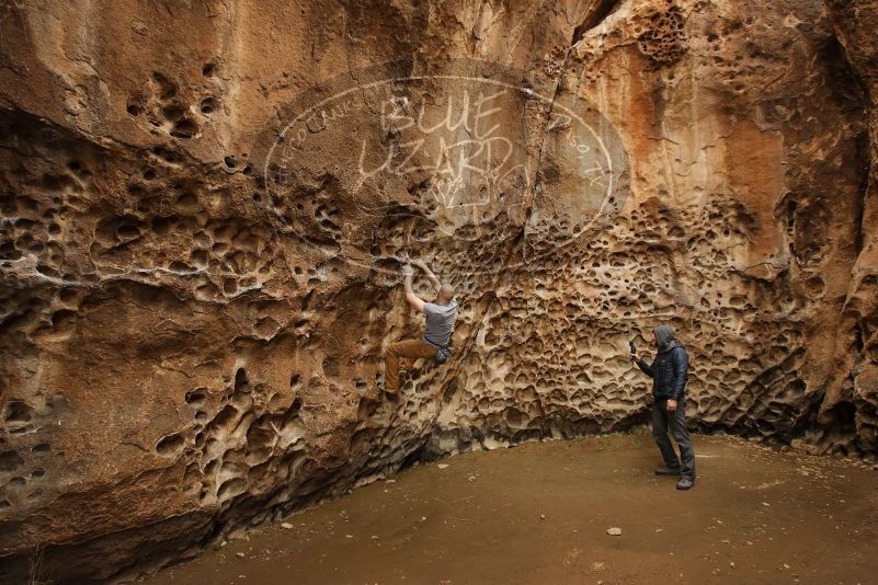 Bouldering in Hueco Tanks on 03/16/2019 with Blue Lizard Climbing and Yoga

Filename: SRM_20190316_1400100.jpg
Aperture: f/5.6
Shutter Speed: 1/60
Body: Canon EOS-1D Mark II
Lens: Canon EF 16-35mm f/2.8 L