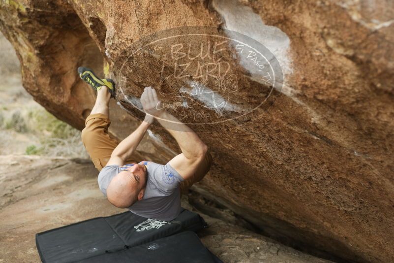 Bouldering in Hueco Tanks on 03/16/2019 with Blue Lizard Climbing and Yoga

Filename: SRM_20190316_1518560.jpg
Aperture: f/2.8
Shutter Speed: 1/320
Body: Canon EOS-1D Mark II
Lens: Canon EF 50mm f/1.8 II