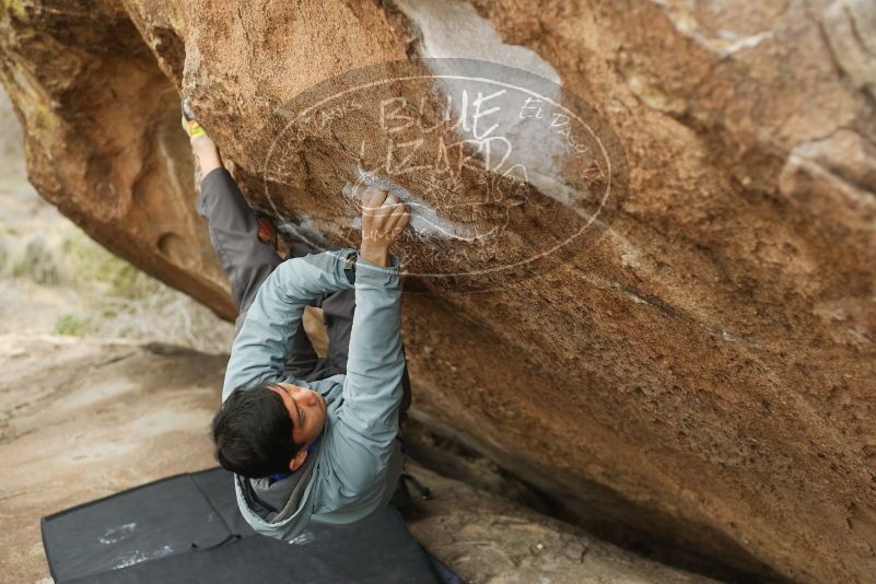 Bouldering in Hueco Tanks on 03/16/2019 with Blue Lizard Climbing and Yoga
Filename: SRM_20190316_1520410.jpg
Aperture: f/2.8
Shutter Speed: 1/250
Body: Canon EOS-1D Mark II
Lens: Canon EF 50mm f/1.8 II