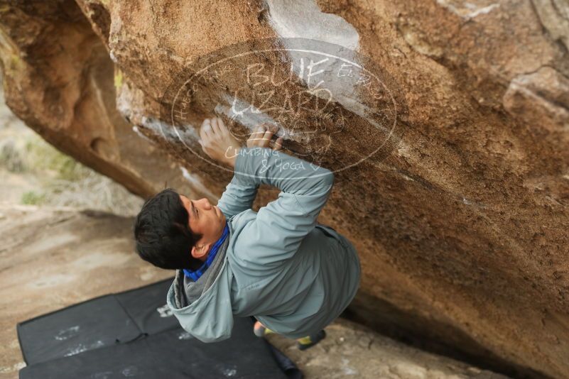Bouldering in Hueco Tanks on 03/16/2019 with Blue Lizard Climbing and Yoga
Filename: SRM_20190316_1520440.jpg
Aperture: f/2.8
Shutter Speed: 1/320
Body: Canon EOS-1D Mark II
Lens: Canon EF 50mm f/1.8 II