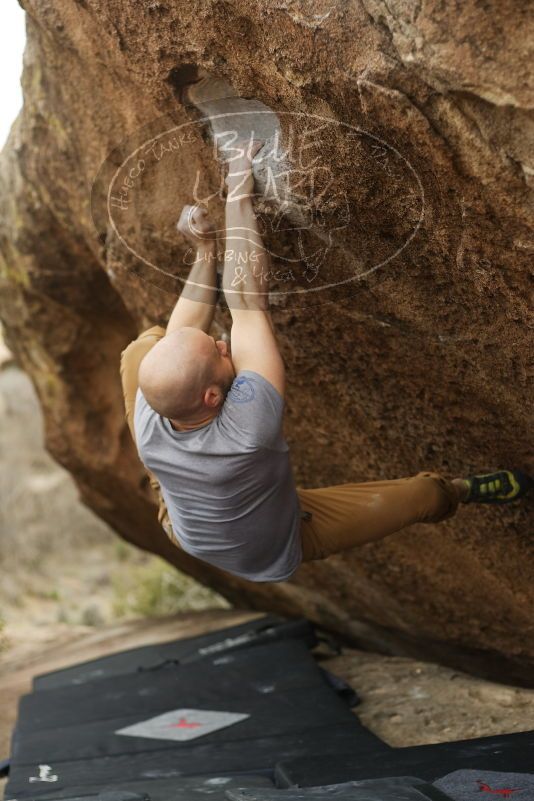 Bouldering in Hueco Tanks on 03/16/2019 with Blue Lizard Climbing and Yoga
Filename: SRM_20190316_1521230.jpg
Aperture: f/2.8
Shutter Speed: 1/400
Body: Canon EOS-1D Mark II
Lens: Canon EF 50mm f/1.8 II