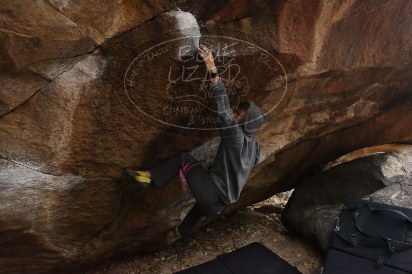 Bouldering in Hueco Tanks on 03/16/2019 with Blue Lizard Climbing and Yoga

Filename: SRM_20190316_1707220.jpg
Aperture: f/5.0
Shutter Speed: 1/200
Body: Canon EOS-1D Mark II
Lens: Canon EF 16-35mm f/2.8 L