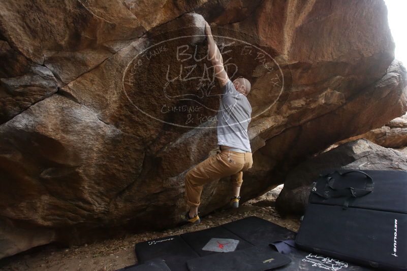 Bouldering in Hueco Tanks on 03/16/2019 with Blue Lizard Climbing and Yoga
Filename: SRM_20190316_1708180.jpg
Aperture: f/5.0
Shutter Speed: 1/200
Body: Canon EOS-1D Mark II
Lens: Canon EF 16-35mm f/2.8 L