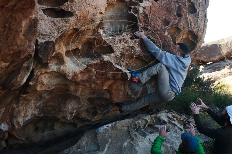 Bouldering in Hueco Tanks on 03/17/2019 with Blue Lizard Climbing and Yoga
Filename: SRM_20190317_0922311.jpg
Aperture: f/4.0
Shutter Speed: 1/400
Body: Canon EOS-1D Mark II
Lens: Canon EF 50mm f/1.8 II