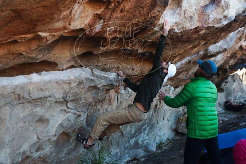 Bouldering in Hueco Tanks on 03/17/2019 with Blue Lizard Climbing and Yoga
Filename: SRM_20190317_0935220.jpg
Aperture: f/4.0
Shutter Speed: 1/200
Body: Canon EOS-1D Mark II
Lens: Canon EF 50mm f/1.8 II