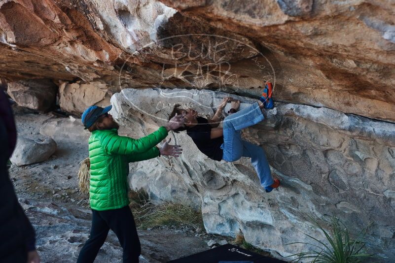 Bouldering in Hueco Tanks on 03/17/2019 with Blue Lizard Climbing and Yoga
Filename: SRM_20190317_0942450.jpg
Aperture: f/4.0
Shutter Speed: 1/200
Body: Canon EOS-1D Mark II
Lens: Canon EF 50mm f/1.8 II