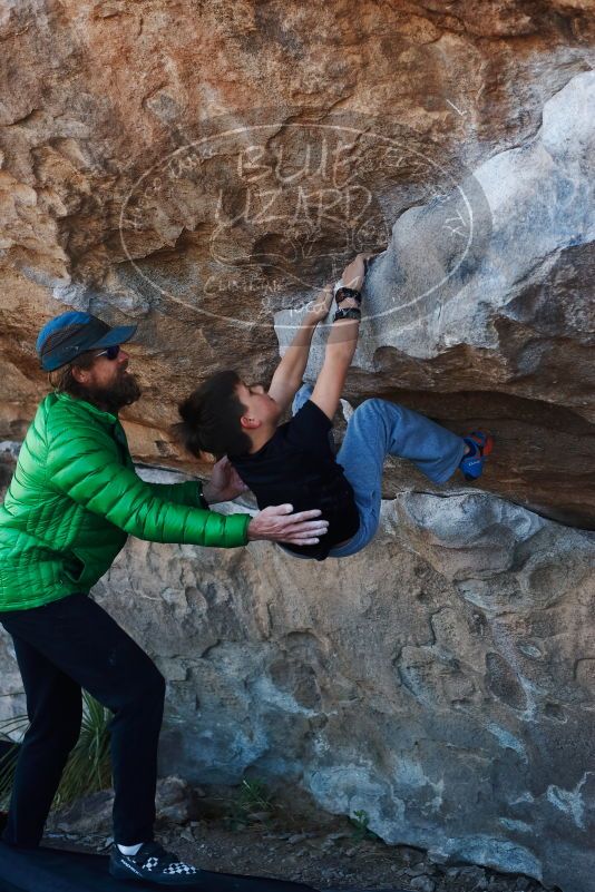 Bouldering in Hueco Tanks on 03/17/2019 with Blue Lizard Climbing and Yoga
Filename: SRM_20190317_0947230.jpg
Aperture: f/4.0
Shutter Speed: 1/200
Body: Canon EOS-1D Mark II
Lens: Canon EF 50mm f/1.8 II