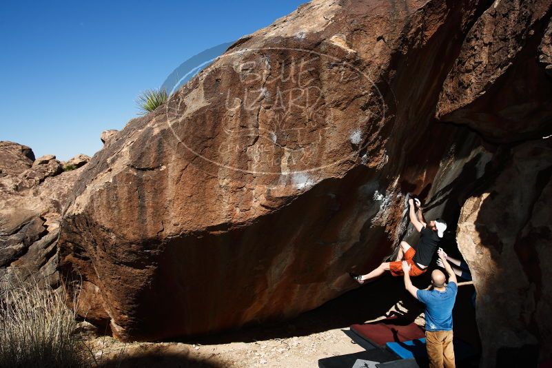 Bouldering in Hueco Tanks on 03/17/2019 with Blue Lizard Climbing and Yoga

Filename: SRM_20190317_1101250.jpg
Aperture: f/5.6
Shutter Speed: 1/250
Body: Canon EOS-1D Mark II
Lens: Canon EF 16-35mm f/2.8 L