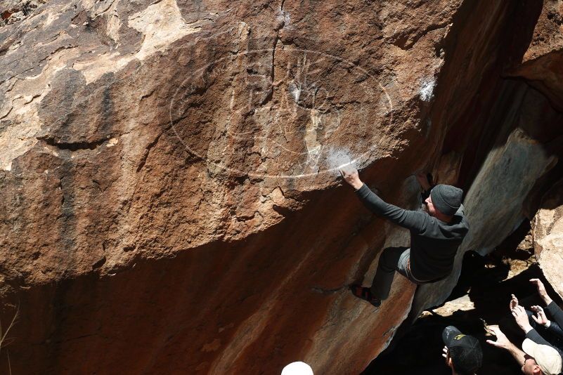 Bouldering in Hueco Tanks on 03/17/2019 with Blue Lizard Climbing and Yoga
Filename: SRM_20190317_1158450.jpg
Aperture: f/5.6
Shutter Speed: 1/250
Body: Canon EOS-1D Mark II
Lens: Canon EF 50mm f/1.8 II