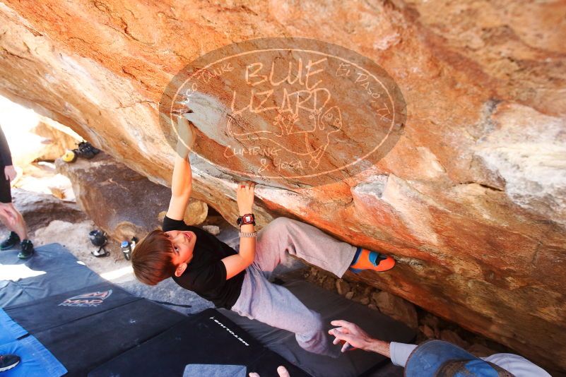 Bouldering in Hueco Tanks on 03/17/2019 with Blue Lizard Climbing and Yoga
Filename: SRM_20190317_1301230.jpg
Aperture: f/5.6
Shutter Speed: 1/60
Body: Canon EOS-1D Mark II
Lens: Canon EF 16-35mm f/2.8 L