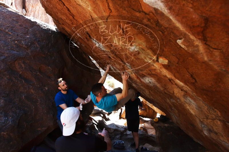 Bouldering in Hueco Tanks on 03/17/2019 with Blue Lizard Climbing and Yoga

Filename: SRM_20190317_1313040.jpg
Aperture: f/5.6
Shutter Speed: 1/320
Body: Canon EOS-1D Mark II
Lens: Canon EF 16-35mm f/2.8 L