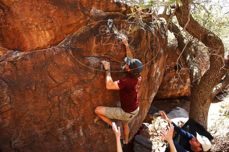 Bouldering in Hueco Tanks on 03/17/2019 with Blue Lizard Climbing and Yoga

Filename: SRM_20190317_1426350.jpg
Aperture: f/5.6
Shutter Speed: 1/250
Body: Canon EOS-1D Mark II
Lens: Canon EF 16-35mm f/2.8 L