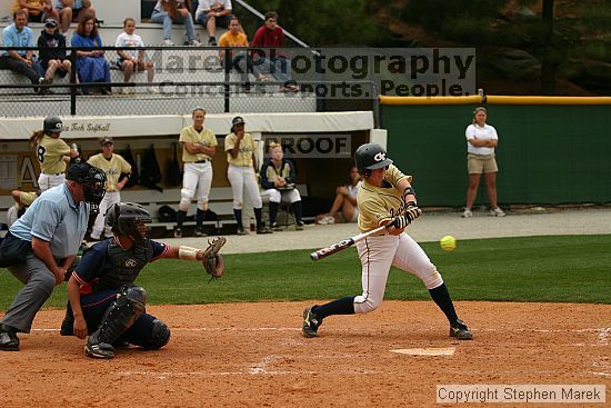 

Filename: img_5332_std.jpg
Aperture: f/2.8
Shutter Speed: 1/1600
Body: Canon EOS DIGITAL REBEL
Lens: Canon EF 80-200mm f/2.8 L