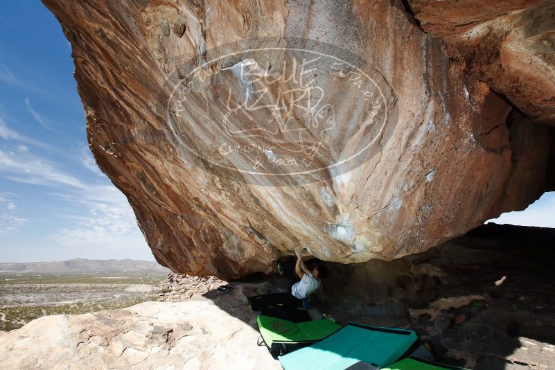 Bouldering in Hueco Tanks on 03/20/2019 with Blue Lizard Climbing and Yoga

Filename: SRM_20190320_1202260.jpg
Aperture: f/5.6
Shutter Speed: 1/250
Body: Canon EOS-1D Mark II
Lens: Canon EF 16-35mm f/2.8 L