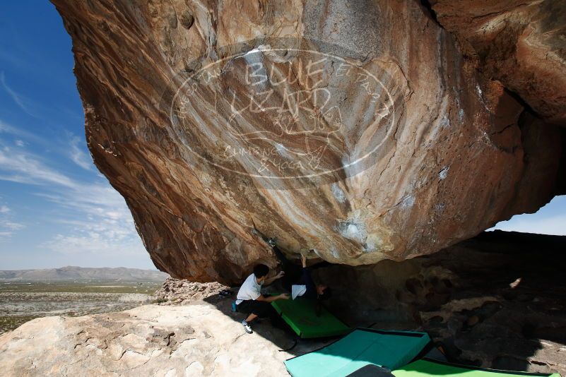 Bouldering in Hueco Tanks on 03/20/2019 with Blue Lizard Climbing and Yoga

Filename: SRM_20190320_1204050.jpg
Aperture: f/5.6
Shutter Speed: 1/250
Body: Canon EOS-1D Mark II
Lens: Canon EF 16-35mm f/2.8 L
