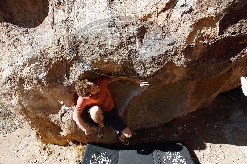 Bouldering in Hueco Tanks on 03/29/2019 with Blue Lizard Climbing and Yoga
Filename: SRM_20190329_1010100.jpg
Aperture: f/5.6
Shutter Speed: 1/500
Body: Canon EOS-1D Mark II
Lens: Canon EF 16-35mm f/2.8 L