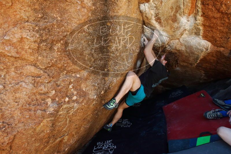 Bouldering in Hueco Tanks on 03/29/2019 with Blue Lizard Climbing and Yoga
Filename: SRM_20190329_1129280.jpg
Aperture: f/5.6
Shutter Speed: 1/250
Body: Canon EOS-1D Mark II
Lens: Canon EF 16-35mm f/2.8 L