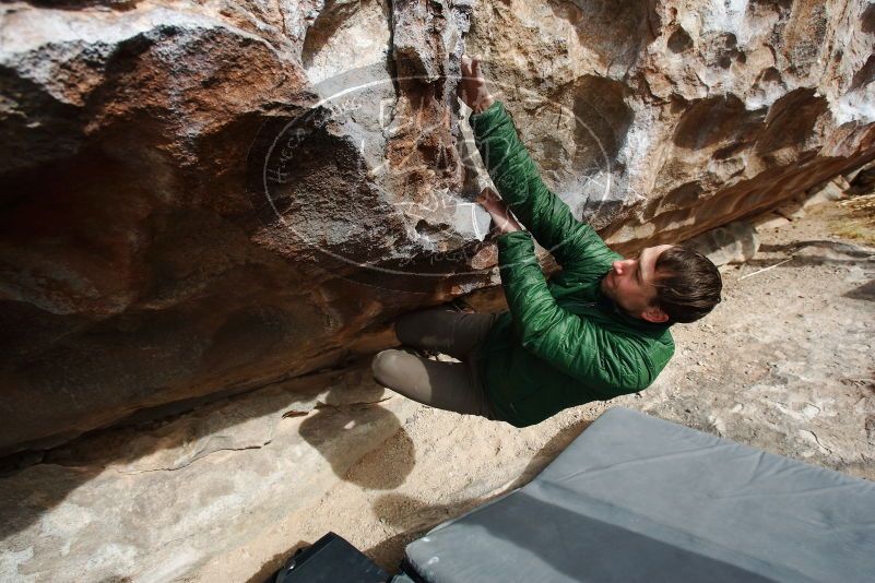 Bouldering in Hueco Tanks on 03/30/2019 with Blue Lizard Climbing and Yoga
Filename: SRM_20190330_0947520.jpg
Aperture: f/5.6
Shutter Speed: 1/320
Body: Canon EOS-1D Mark II
Lens: Canon EF 16-35mm f/2.8 L