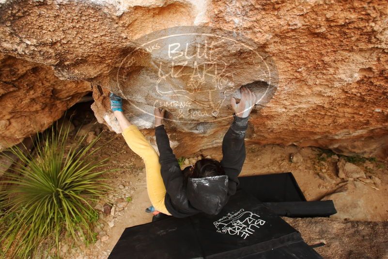 Bouldering in Hueco Tanks on 03/30/2019 with Blue Lizard Climbing and Yoga

Filename: SRM_20190330_1306380.jpg
Aperture: f/5.6
Shutter Speed: 1/200
Body: Canon EOS-1D Mark II
Lens: Canon EF 16-35mm f/2.8 L