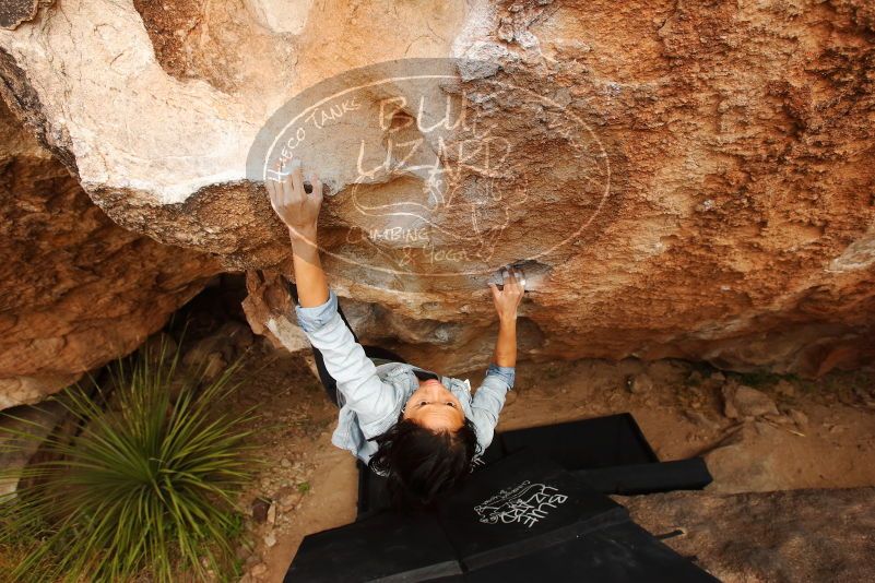 Bouldering in Hueco Tanks on 03/30/2019 with Blue Lizard Climbing and Yoga
Filename: SRM_20190330_1318440.jpg
Aperture: f/5.6
Shutter Speed: 1/320
Body: Canon EOS-1D Mark II
Lens: Canon EF 16-35mm f/2.8 L