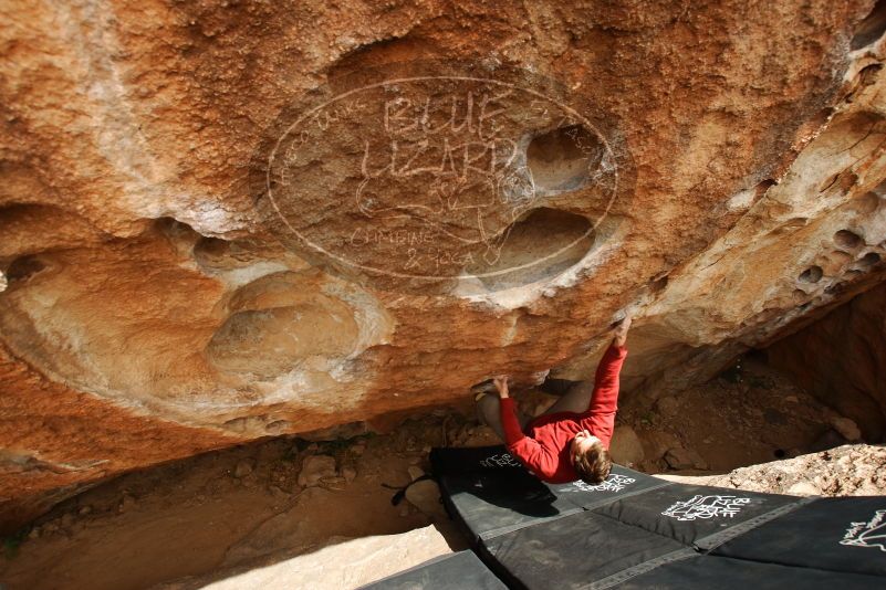 Bouldering in Hueco Tanks on 03/30/2019 with Blue Lizard Climbing and Yoga

Filename: SRM_20190330_1433360.jpg
Aperture: f/5.6
Shutter Speed: 1/250
Body: Canon EOS-1D Mark II
Lens: Canon EF 16-35mm f/2.8 L