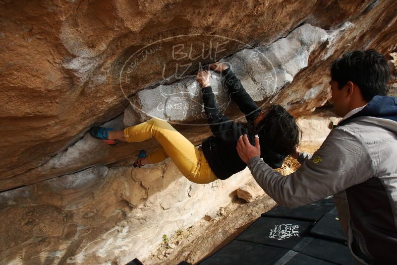 Bouldering in Hueco Tanks on 03/30/2019 with Blue Lizard Climbing and Yoga
Filename: SRM_20190330_1618400.jpg
Aperture: f/5.6
Shutter Speed: 1/250
Body: Canon EOS-1D Mark II
Lens: Canon EF 16-35mm f/2.8 L