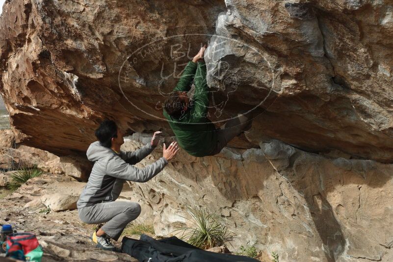 Bouldering in Hueco Tanks on 03/30/2019 with Blue Lizard Climbing and Yoga
Filename: SRM_20190330_1644360.jpg
Aperture: f/4.0
Shutter Speed: 1/400
Body: Canon EOS-1D Mark II
Lens: Canon EF 50mm f/1.8 II