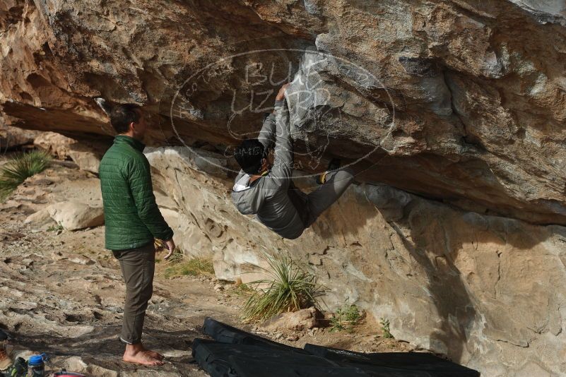 Bouldering in Hueco Tanks on 03/30/2019 with Blue Lizard Climbing and Yoga
Filename: SRM_20190330_1650530.jpg
Aperture: f/4.0
Shutter Speed: 1/500
Body: Canon EOS-1D Mark II
Lens: Canon EF 50mm f/1.8 II