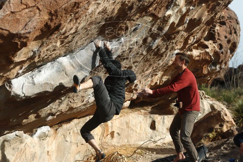 Bouldering in Hueco Tanks on 03/30/2019 with Blue Lizard Climbing and Yoga
Filename: SRM_20190330_1737190.jpg
Aperture: f/4.0
Shutter Speed: 1/500
Body: Canon EOS-1D Mark II
Lens: Canon EF 50mm f/1.8 II