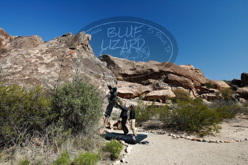 Bouldering in Hueco Tanks on 03/31/2019 with Blue Lizard Climbing and Yoga
Filename: SRM_20190331_1004510.jpg
Aperture: f/5.6
Shutter Speed: 1/160
Body: Canon EOS-1D Mark II
Lens: Canon EF 16-35mm f/2.8 L