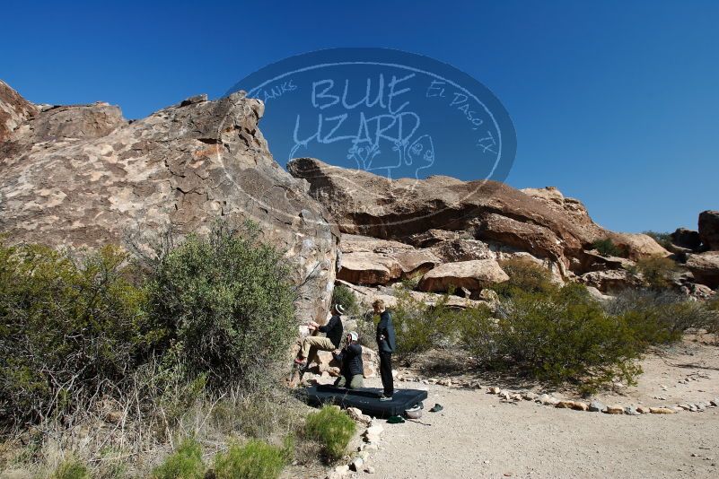 Bouldering in Hueco Tanks on 03/31/2019 with Blue Lizard Climbing and Yoga

Filename: SRM_20190331_1011570.jpg
Aperture: f/5.6
Shutter Speed: 1/160
Body: Canon EOS-1D Mark II
Lens: Canon EF 16-35mm f/2.8 L