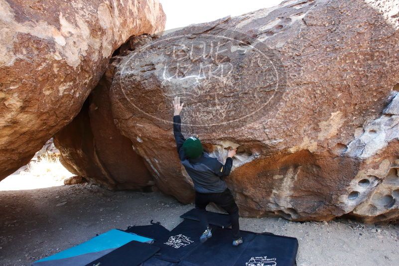Bouldering in Hueco Tanks on 03/31/2019 with Blue Lizard Climbing and Yoga
Filename: SRM_20190331_1042080.jpg
Aperture: f/5.6
Shutter Speed: 1/250
Body: Canon EOS-1D Mark II
Lens: Canon EF 16-35mm f/2.8 L