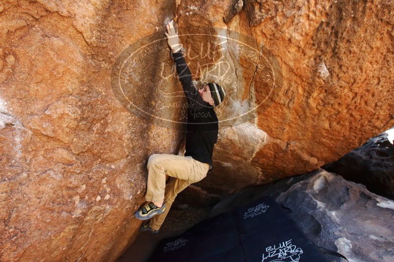 Bouldering in Hueco Tanks on 03/31/2019 with Blue Lizard Climbing and Yoga

Filename: SRM_20190331_1205551.jpg
Aperture: f/5.6
Shutter Speed: 1/250
Body: Canon EOS-1D Mark II
Lens: Canon EF 16-35mm f/2.8 L