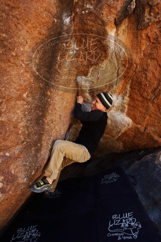 Bouldering in Hueco Tanks on 03/31/2019 with Blue Lizard Climbing and Yoga
Filename: SRM_20190331_1224410.jpg
Aperture: f/5.6
Shutter Speed: 1/250
Body: Canon EOS-1D Mark II
Lens: Canon EF 16-35mm f/2.8 L