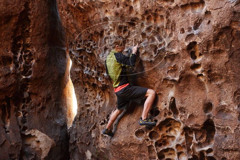 Bouldering in Hueco Tanks on 03/31/2019 with Blue Lizard Climbing and Yoga

Filename: SRM_20190331_1523230.jpg
Aperture: f/3.5
Shutter Speed: 1/125
Body: Canon EOS-1D Mark II
Lens: Canon EF 50mm f/1.8 II