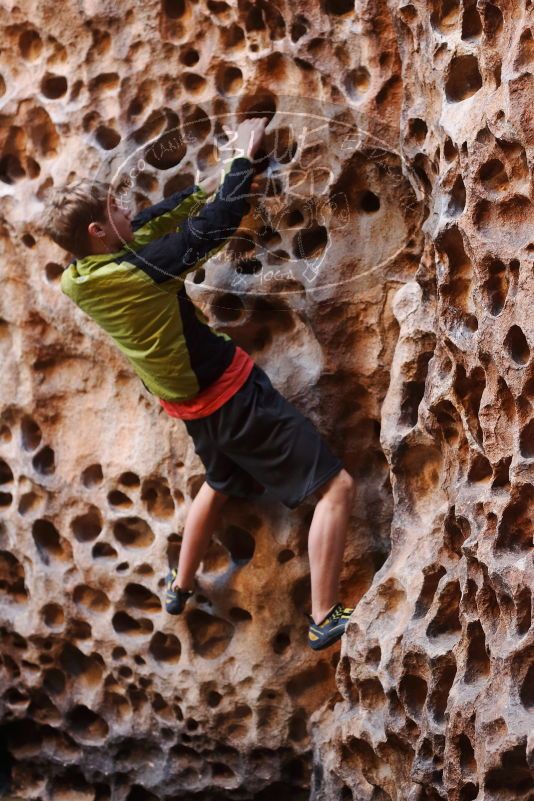 Bouldering in Hueco Tanks on 03/31/2019 with Blue Lizard Climbing and Yoga
Filename: SRM_20190331_1524230.jpg
Aperture: f/3.5
Shutter Speed: 1/100
Body: Canon EOS-1D Mark II
Lens: Canon EF 50mm f/1.8 II