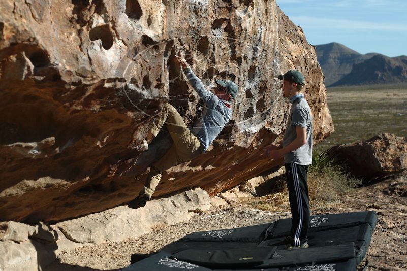 Bouldering in Hueco Tanks on 04/06/2019 with Blue Lizard Climbing and Yoga
Filename: SRM_20190406_0900150.jpg
Aperture: f/4.0
Shutter Speed: 1/640
Body: Canon EOS-1D Mark II
Lens: Canon EF 50mm f/1.8 II