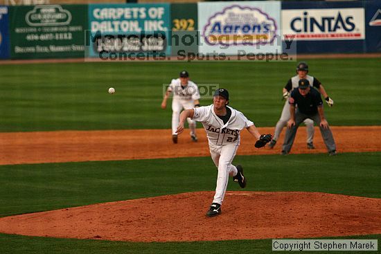 

Filename: img_2753_std.jpg
Aperture: f/4.0
Shutter Speed: 1/3200
Body: Canon EOS DIGITAL REBEL
Lens: Canon EF 80-200mm f/2.8 L