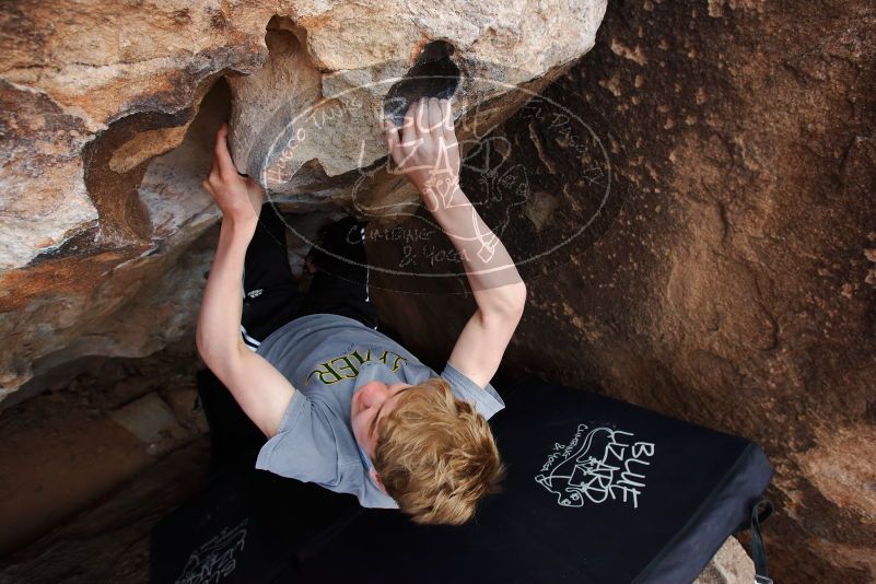 Bouldering in Hueco Tanks on 04/06/2019 with Blue Lizard Climbing and Yoga

Filename: SRM_20190406_1145460.jpg
Aperture: f/5.6
Shutter Speed: 1/400
Body: Canon EOS-1D Mark II
Lens: Canon EF 16-35mm f/2.8 L