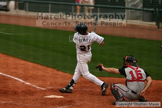 

Filename: img_2765_std.jpg
Aperture: f/3.2
Shutter Speed: 1/4000
Body: Canon EOS DIGITAL REBEL
Lens: Canon EF 80-200mm f/2.8 L